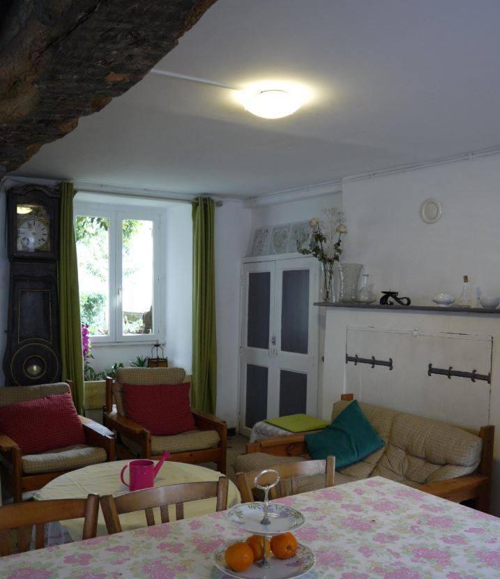 Les Miquelots Bed & Breakfast Pont-d'Ouilly Dış mekan fotoğraf